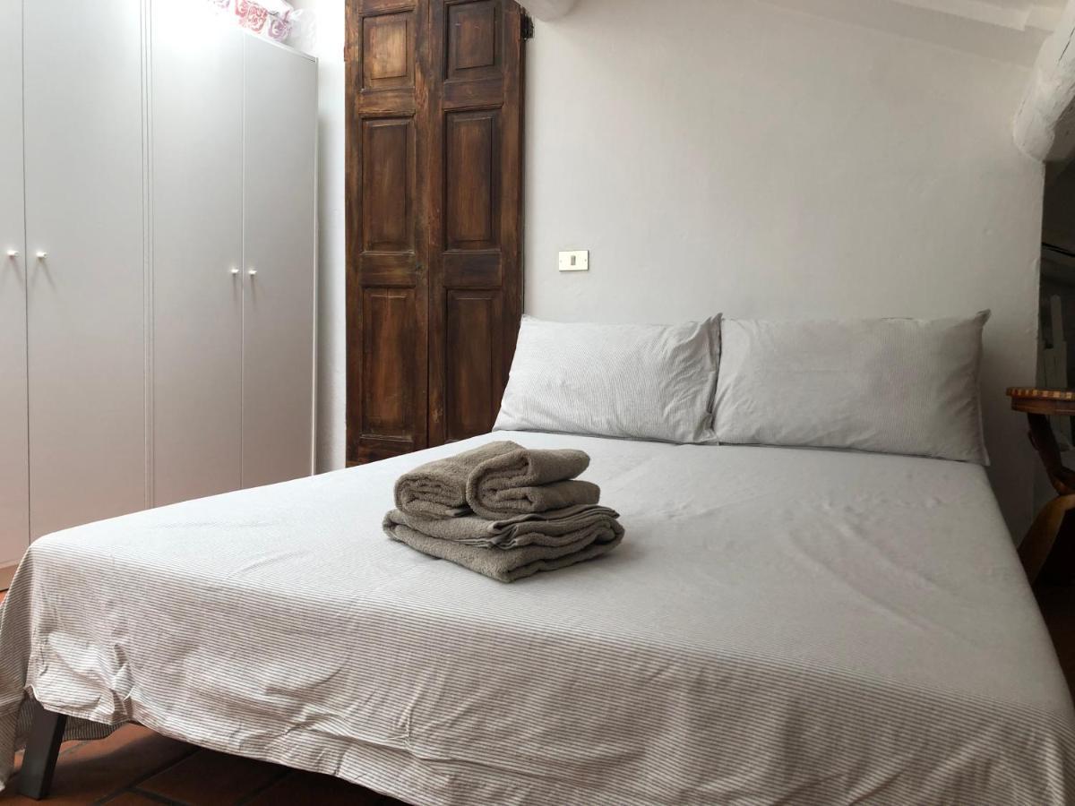 Il Tetto Fiorito Dell'isola Appartement Milaan