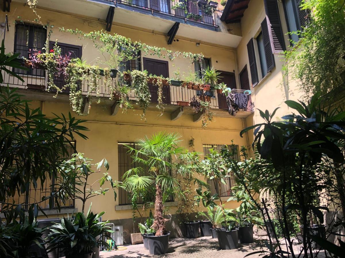 Appartement Il Tetto Fiorito Dell'isola Milaan