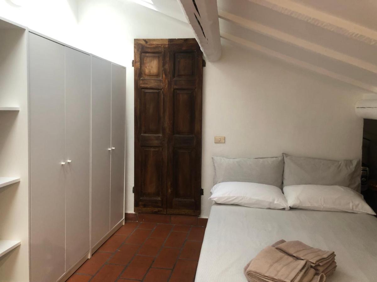 Il Tetto Fiorito Dell'isola Appartement